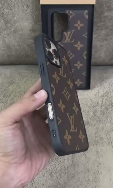 Beautifully Louis Vuitton Pattern Covers for Iphone & Samsung